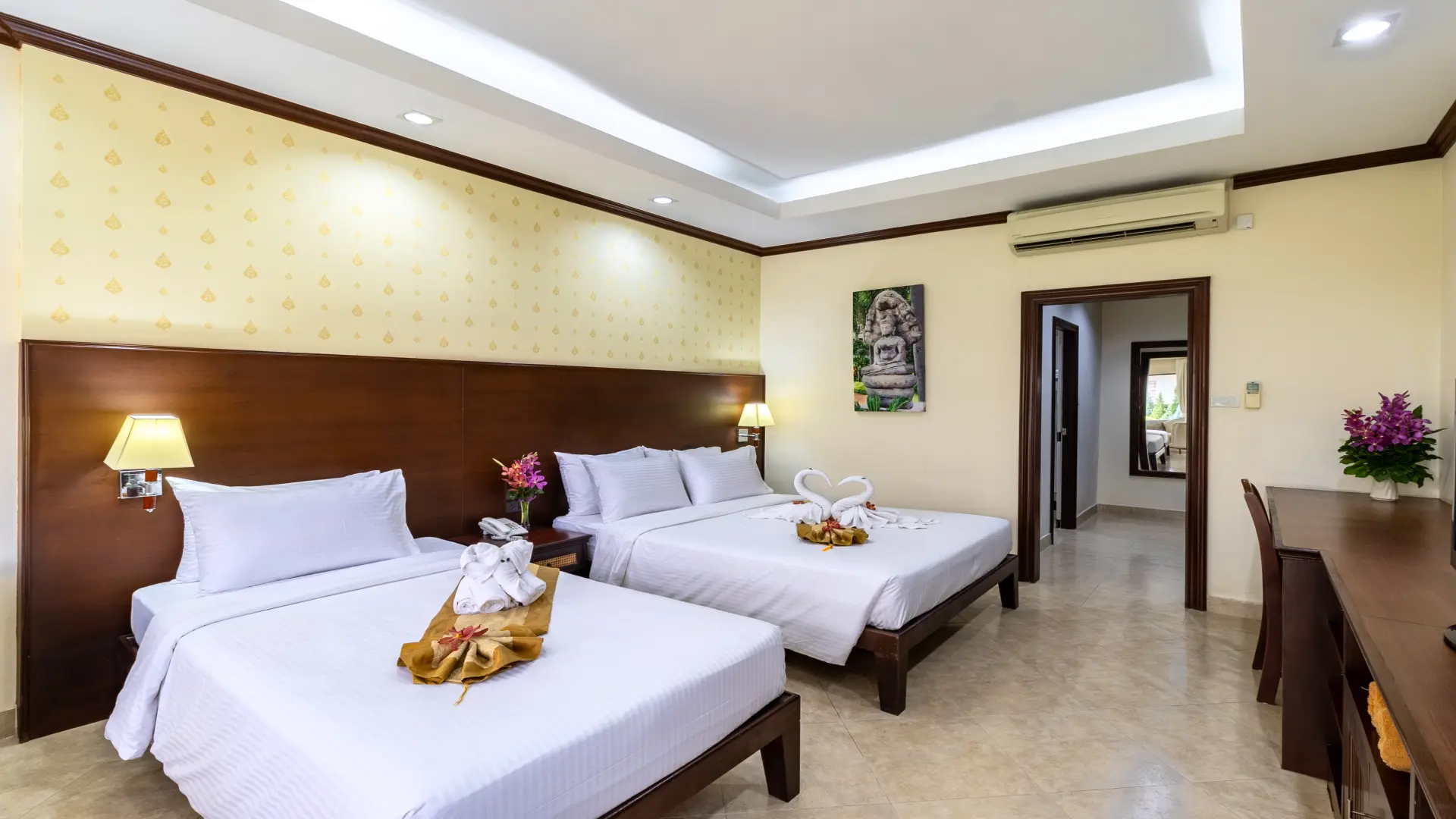 thaigardenresort-pattaya-deluxe-room-garden-view-twin-bedroom-overview thaigardenresort-pattaya-deluxe-room-garden-view-twin-bedroom-overview